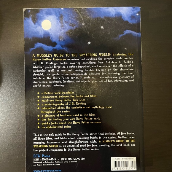 A Muggles Guide to the Wizarding World, Exploring The Harry Potter Universe book - Picture 2 of 4